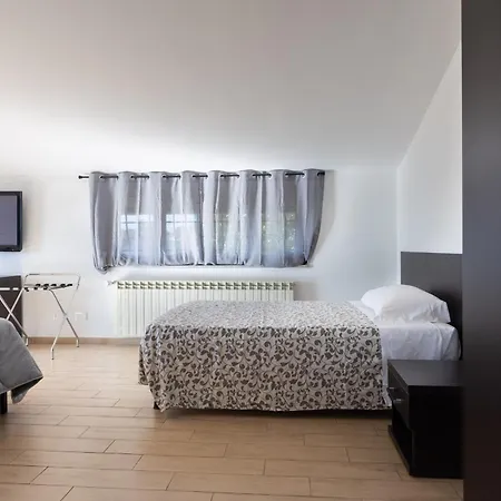 I Tigli Πανσιόν Valmontone